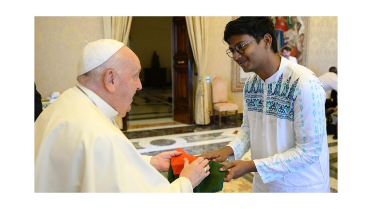 How a Private Meeting with Pope Francis Inspired Young Student Leaders for Justice and Peace